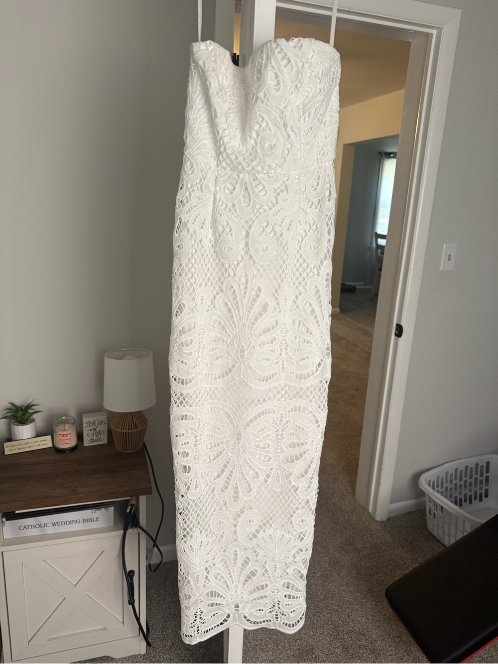 Selfie Leslie White Strapless Lace Column Wedding Dress